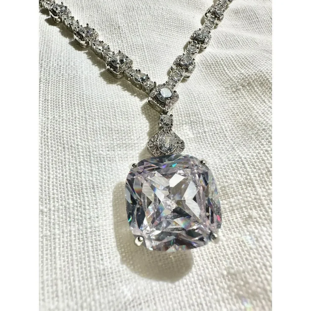 Stunning cushion cut cubic zirconia statement necklace